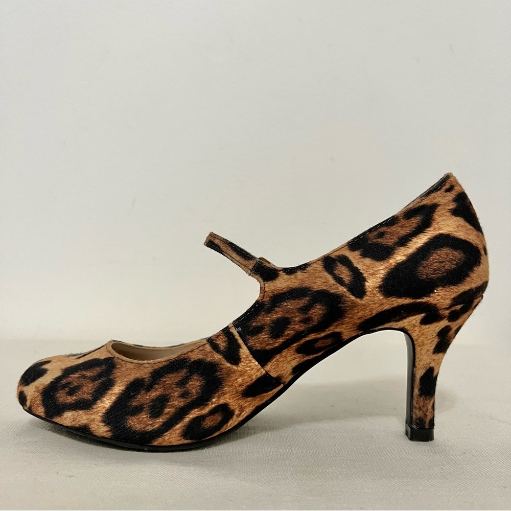 New Directions Leopard Print Pumps Chic Faux - Picture 4 of 9
